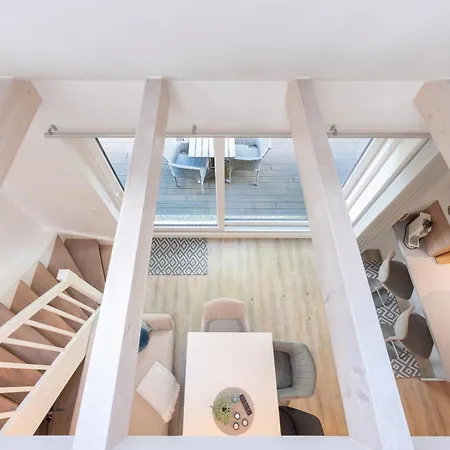 Διαμέρισμα Penthouse Stine Χούζουμ